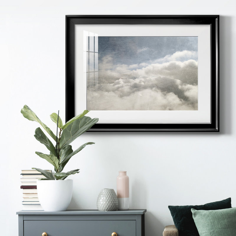 From Above I - Peinture encadrée, Noir, H 18,5 po x l 24,5 po x P 1 po, Blanc