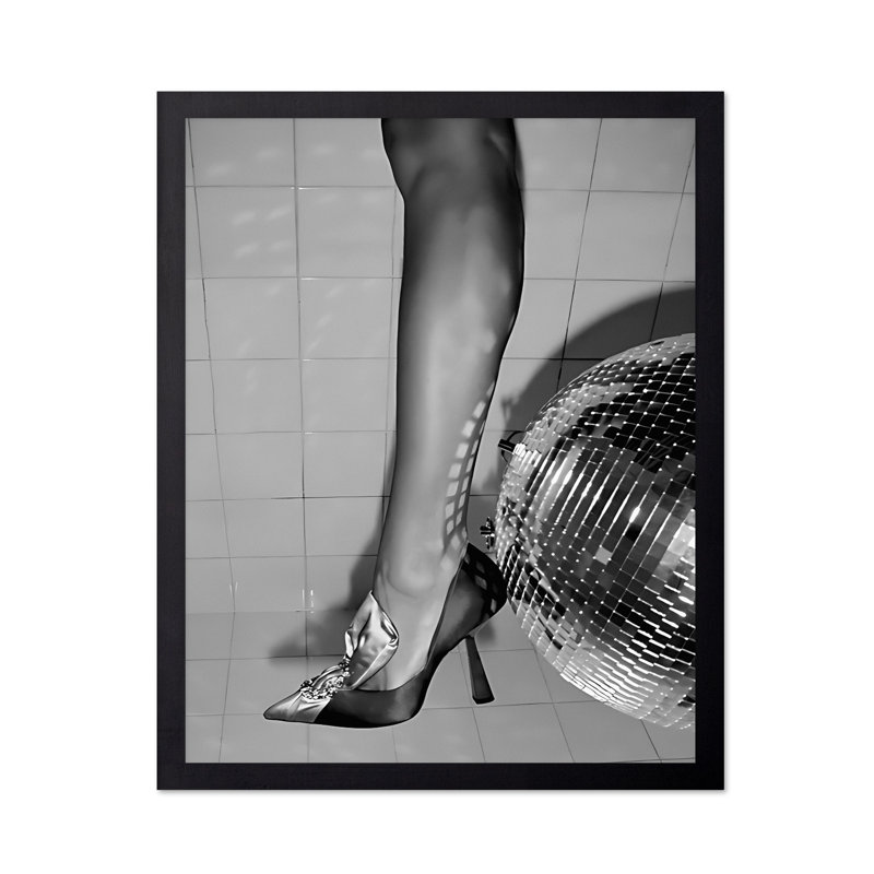 Talons et boule disco, Black Framed, Poster, 24"H x 32"W