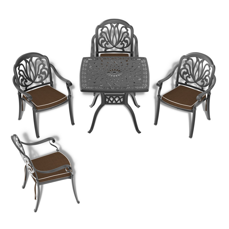 Carré extérieur, 4