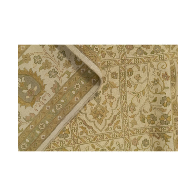 Hand-Knotted High-Quality Beige Area Rug