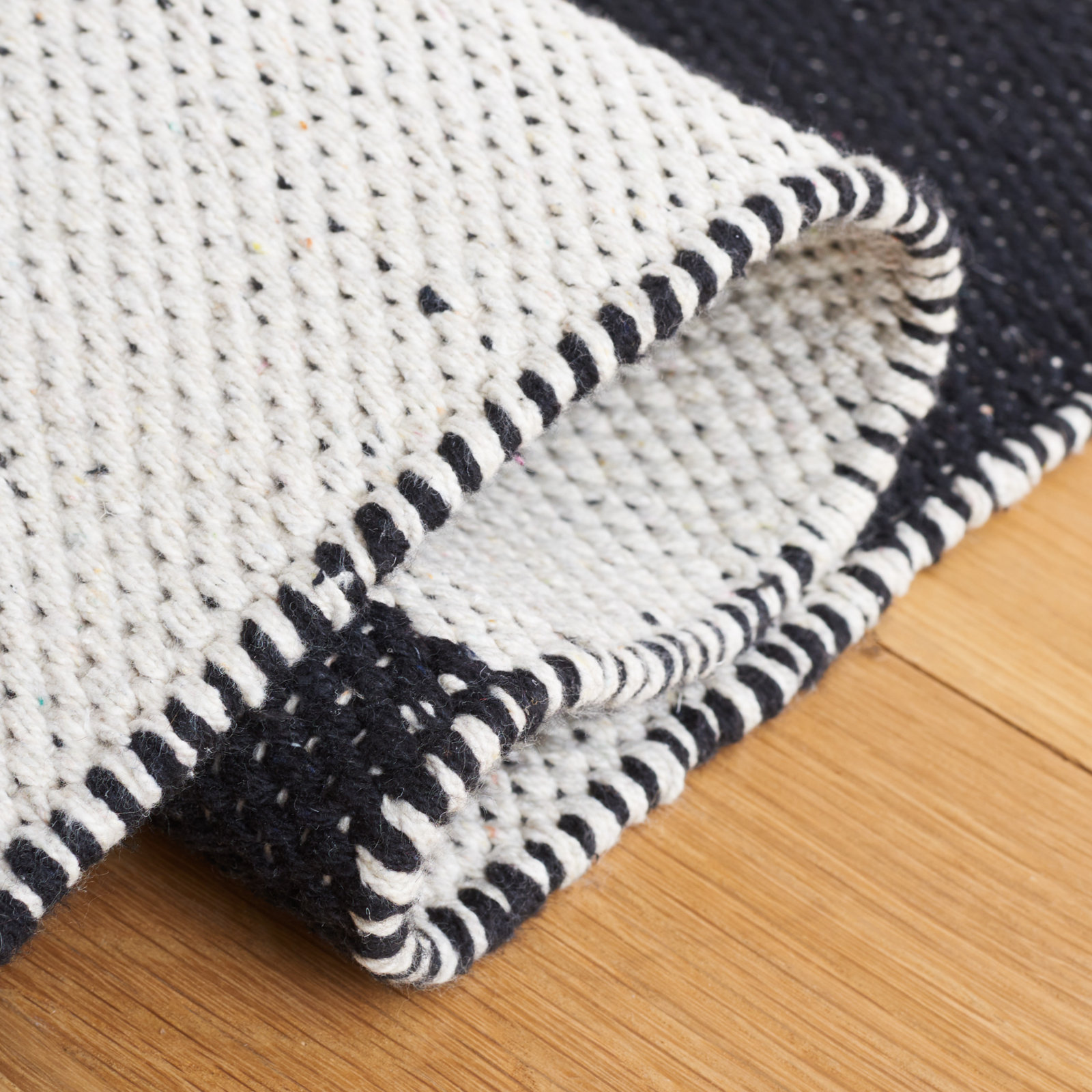 Alvana Black Ivory Hand-Woven Cotton Rug, Square 6'
