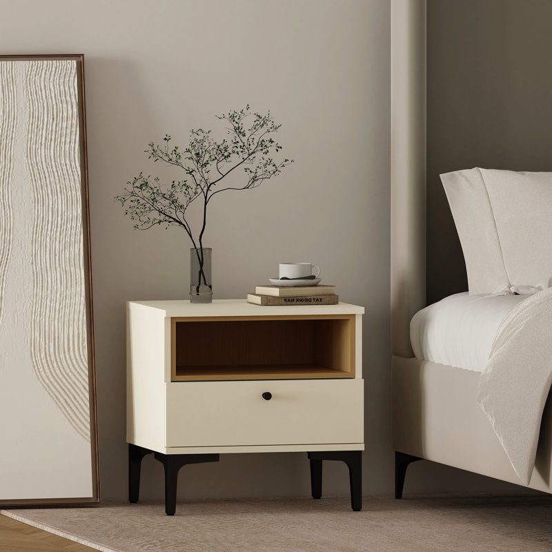 Table de chevet en crème et chêne clair, Crème