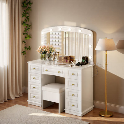 Luxurious Makeup Vanity With 10 Hollywood Bulbs, 3 Colour Lighting Modes