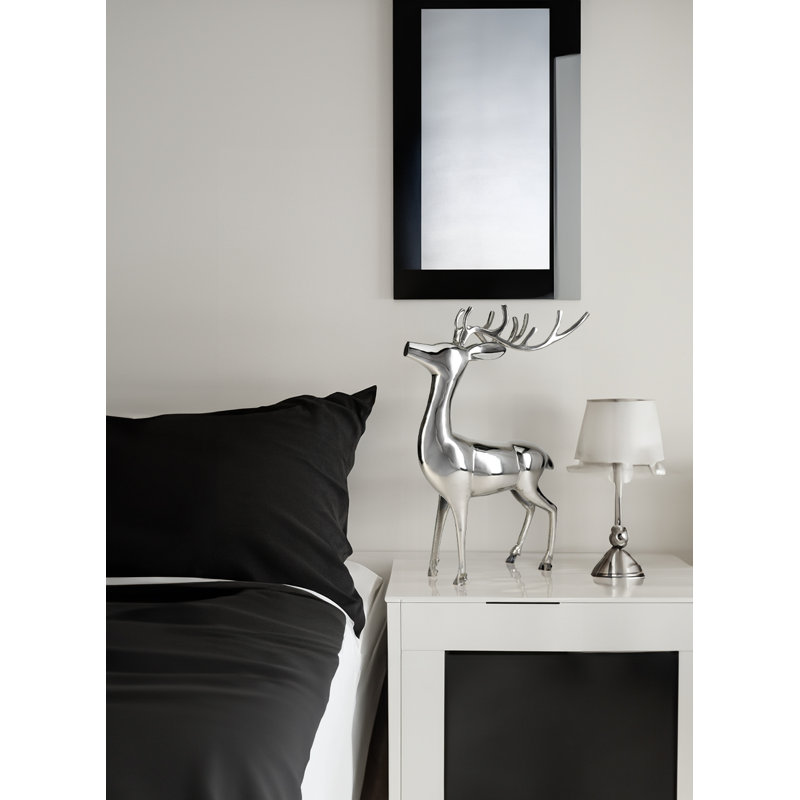 Figurine Jakaila, H 25,75 po x l 16,75 po x P 16,75 po, Argent