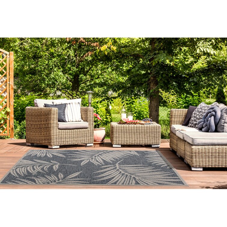 Dowd Floral Blue/Gray/Ivory Indoor/Outdoor Area Rug Bay Isle Home Rug Size: Rectangle 7'10 x 10