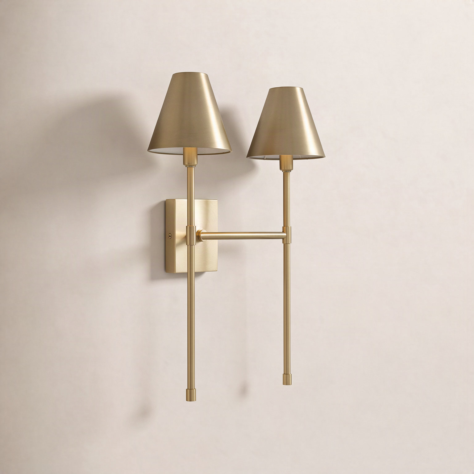 Keirn 2-Light Wallchiere, Brown