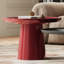 Table basse en bois de style italien.