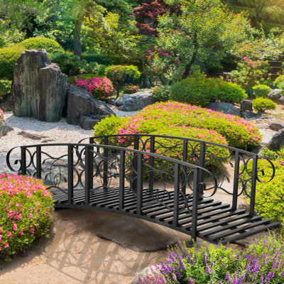 6' Metal Arch Backyard Garden Bridge with 660 lbs. Weight Capacity, Safety Siderails, Vine Motifs
