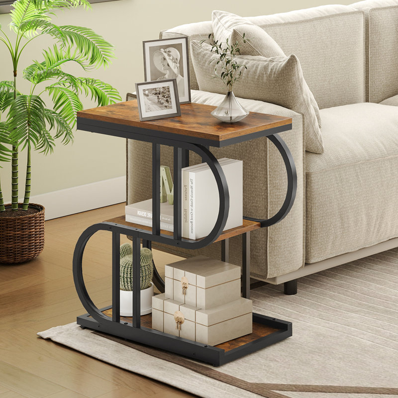 Table de bout étroite en forme de S avec tablettes ouvertes à 3 couches
