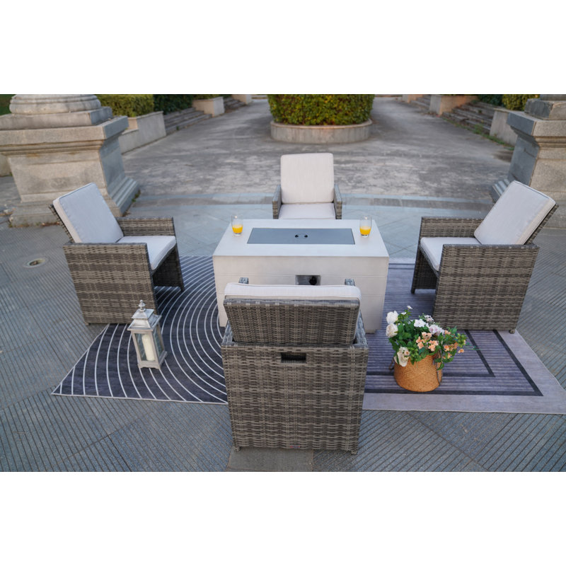 4 - Person Patio Conversation Set with Cushions