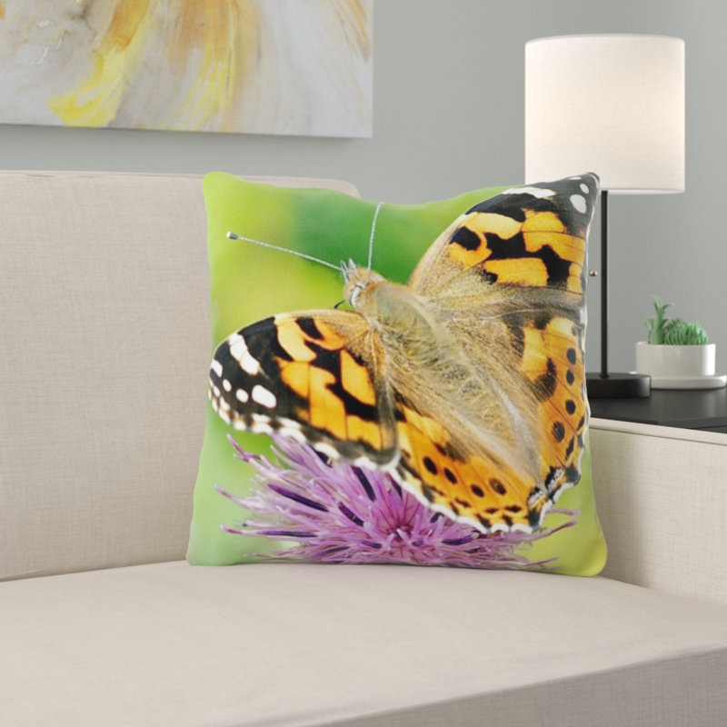 Coussin décoratif femme peint