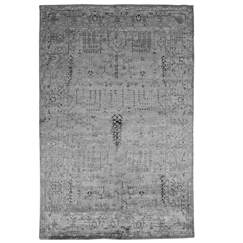 Oriental Area Rug in Light Gray