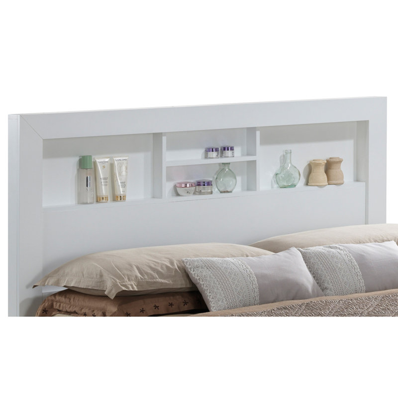Transitional Style Full Bed In Crisp White