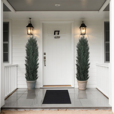 Grand cyprès vert artificiel détachable et artificiel pour la décoration intérieure et extérieure 2Pcs / ensemble