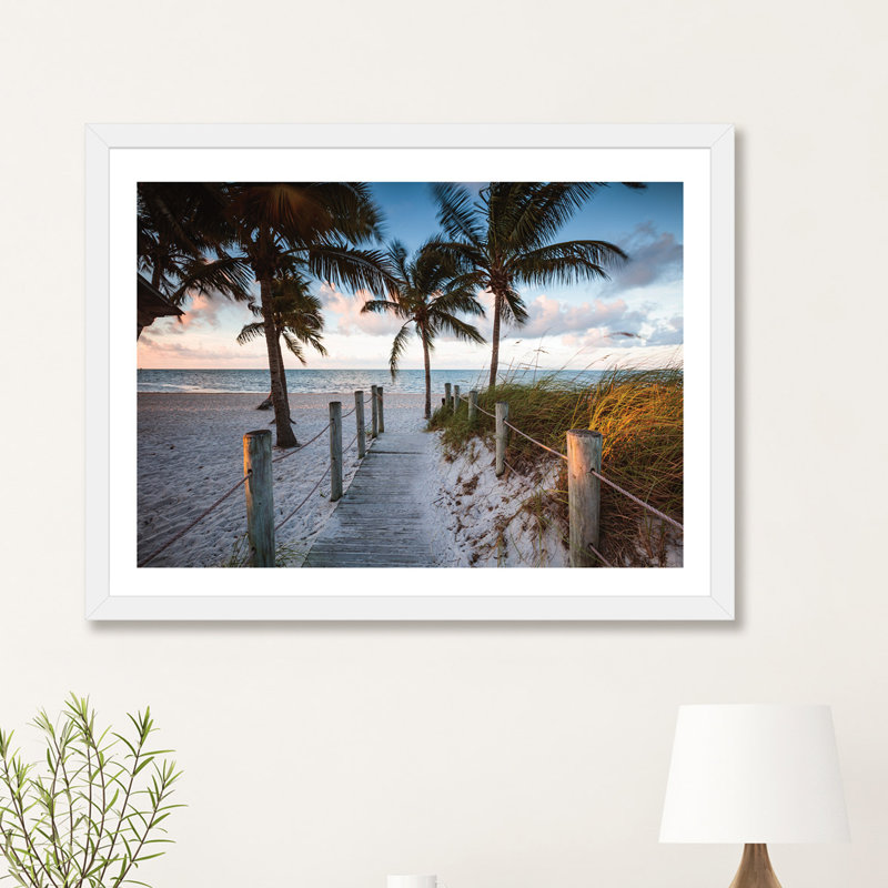 «Beach Sunrise, Key West I» par Matteo Colombo - reproduction de photo, H 24 po x l 32 po x P 1 po, Papier encadré blanc