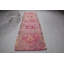 Tapis de couloir rétro vintage rose Herki pour rehausser le style de votre décor de couloir