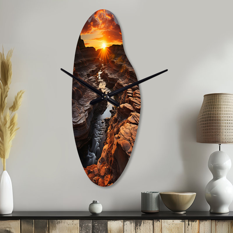 Canada Alberta Badlands I - horloge murale incurvée en métal Canada, Grand