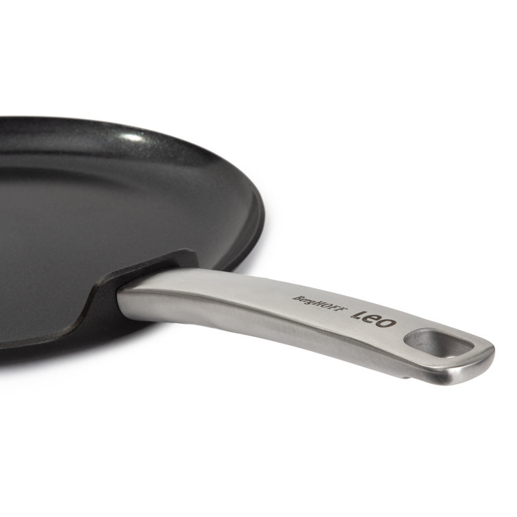 https://assets.wfcdn.com/im/22187437/resize-h755-w755%5Ecompr-r85/2611/261138629/BergHOFF+Graphite+3Pc+Non-stick+Ceramic+Specialty+Cookware+Set%2C+Sustainable+Recycled+Material.jpg