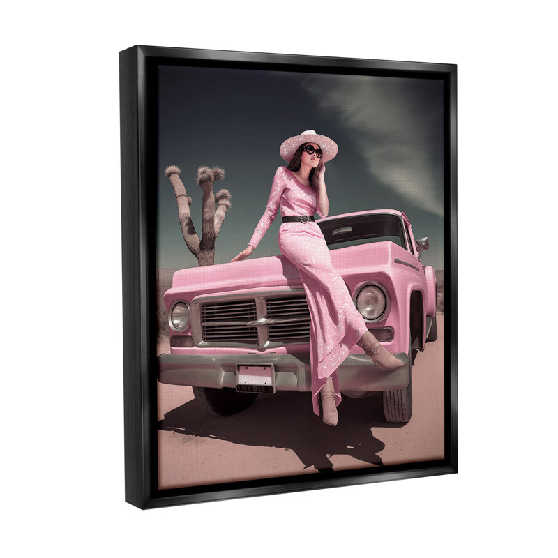 «Glam Woman In Desert Floater Frame» par Ziwei Li sur toile, Cadre flottant noir de jais, H 21 po x l 17 po