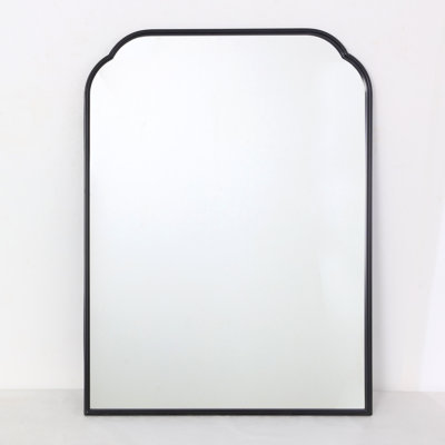 Miroir de salle de bain encadré en métal noir mat à arc cranté de 36 po x 24 po avec tasseau français