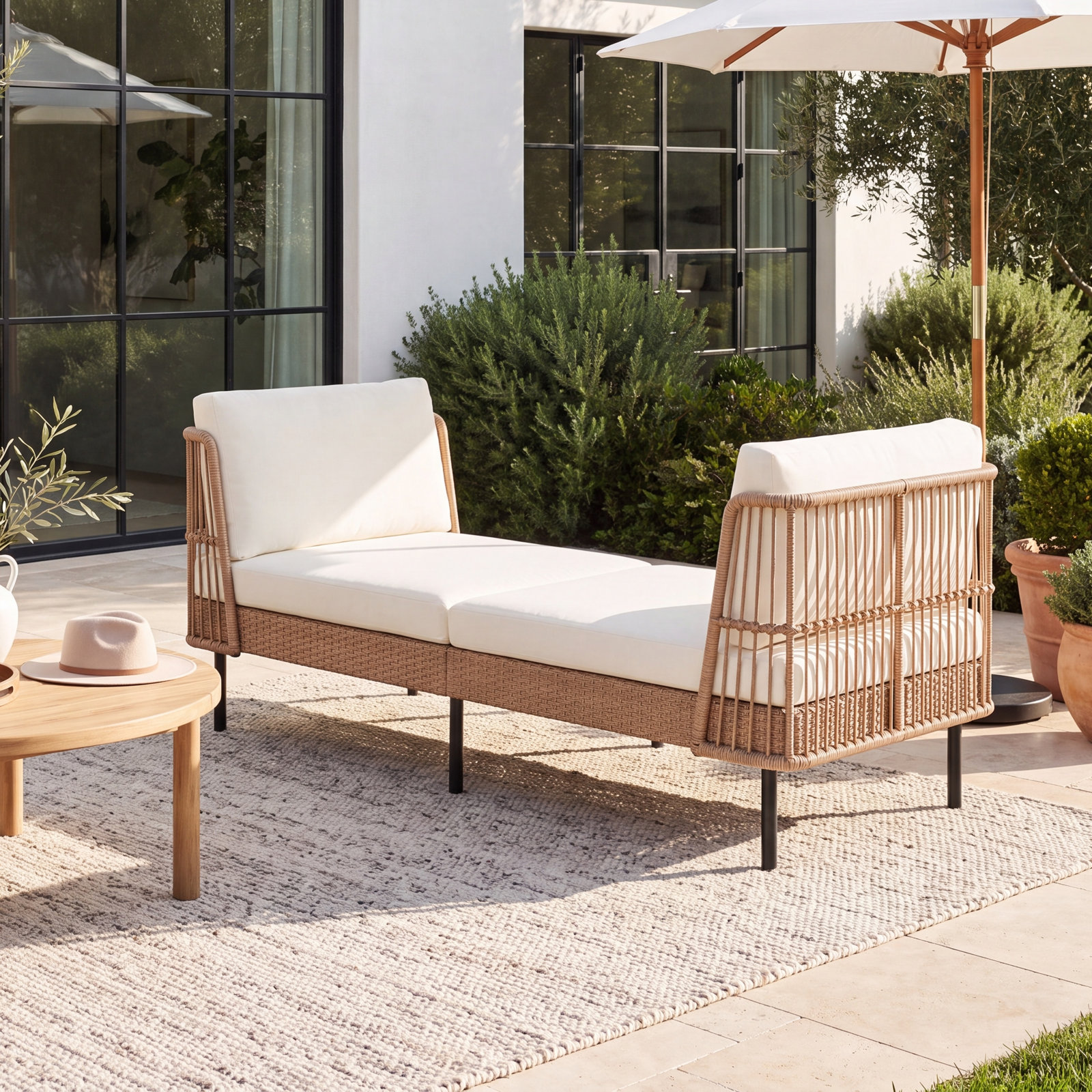 Belulah 75" Patio Daybed, Beige, Black/Tan