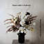 Ornements de fleurs simulées