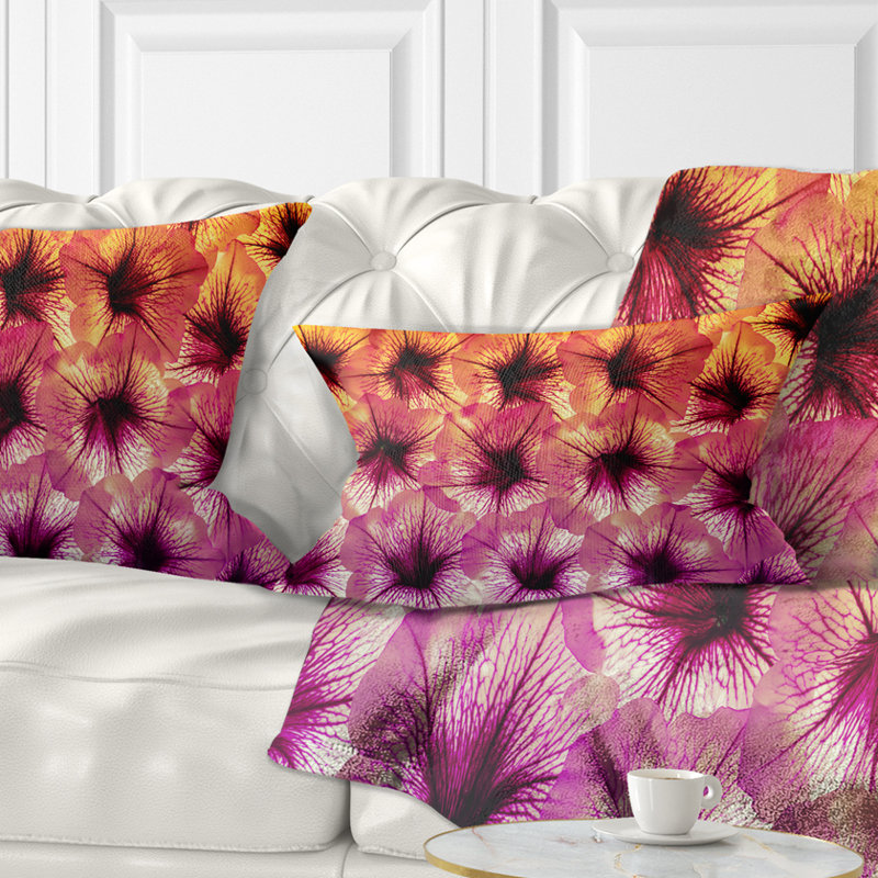 Gros plan, motif de fleurs mauves - coussin décoratif imprimé floral