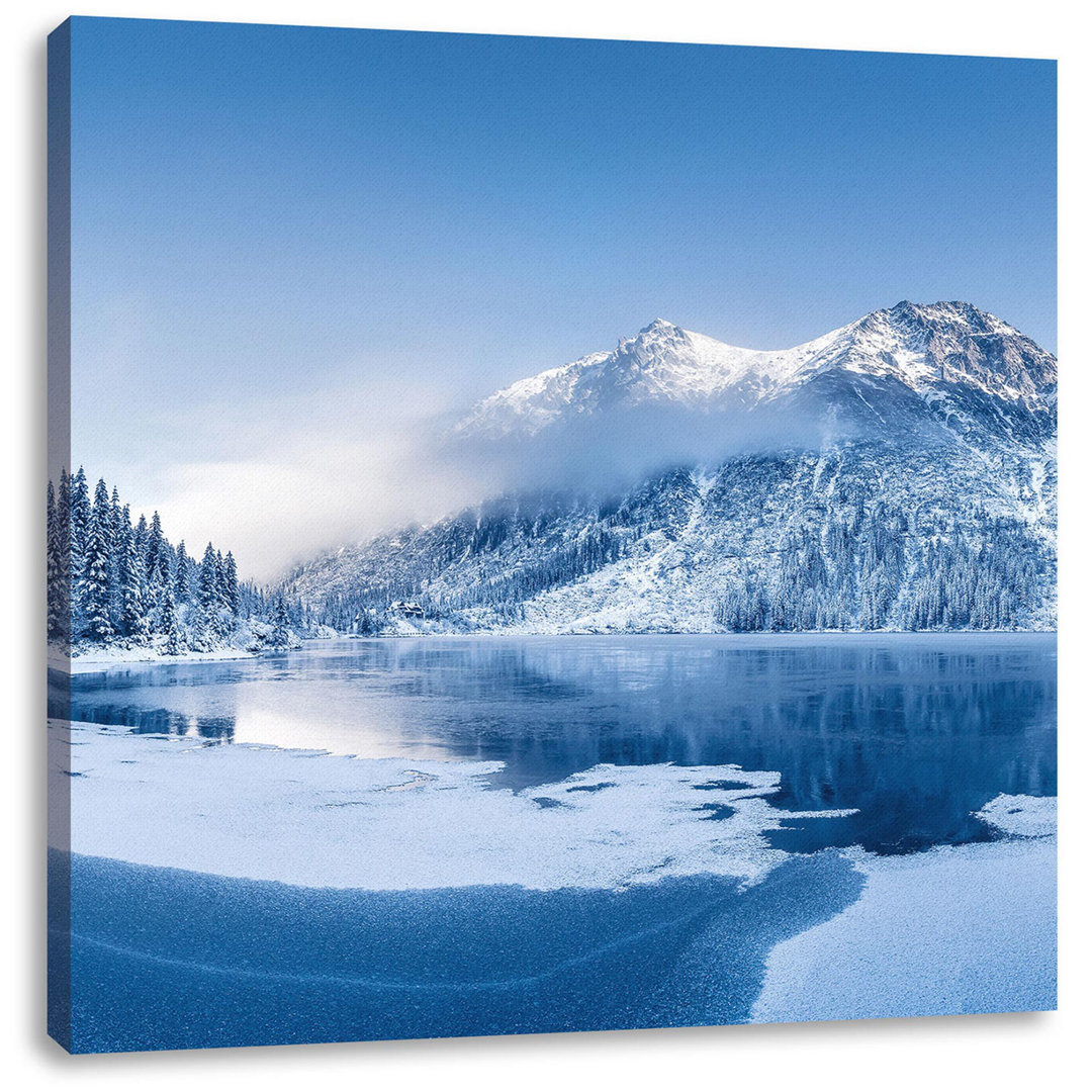 Leinwandbild Winterlandschaft mit gefrorenem Bergsee