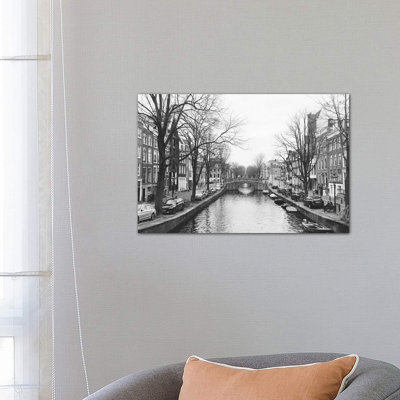 " Amsterdam Canal "