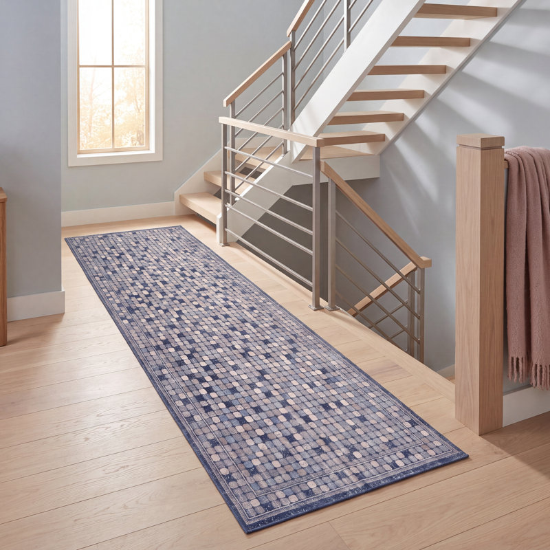 Tapis Cadogan moderne à motif mosaïque mouchetée abstraite, bleu marine, turquoise, gris, crème et rose, lavable à la machine, antidérapant, à poils courts, pour l'intérieur et l'extérieur, adapté aux animaux domestiques, idéal pour le salon, la chambre, la salle à manger, l'entrée, le couloir ou le bureau.