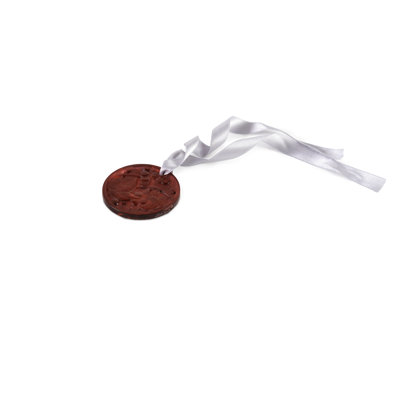 Merles Et Raisins 0.24'' Handmade Crystal Holiday Shaped Ornament