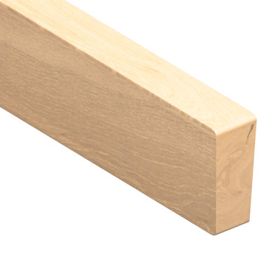 Plinthe de retour de marche en bois franc d'ingénierie Whitton, 1,9 cm d'épaisseur x 37,5 cm de longueur x 4,7 cm de largeur