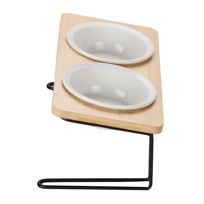 Anti-Skid Elevated Feeder