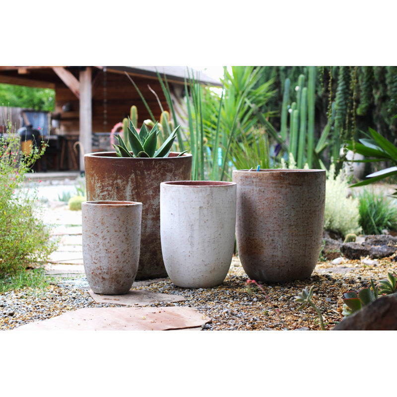 Ensemble de 4 pots à fleurs en terre cuite Milano, P 23,0 po x H 26,5 po, Graphite