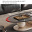 Table basse moderne et simple avec salon ovale-105839634