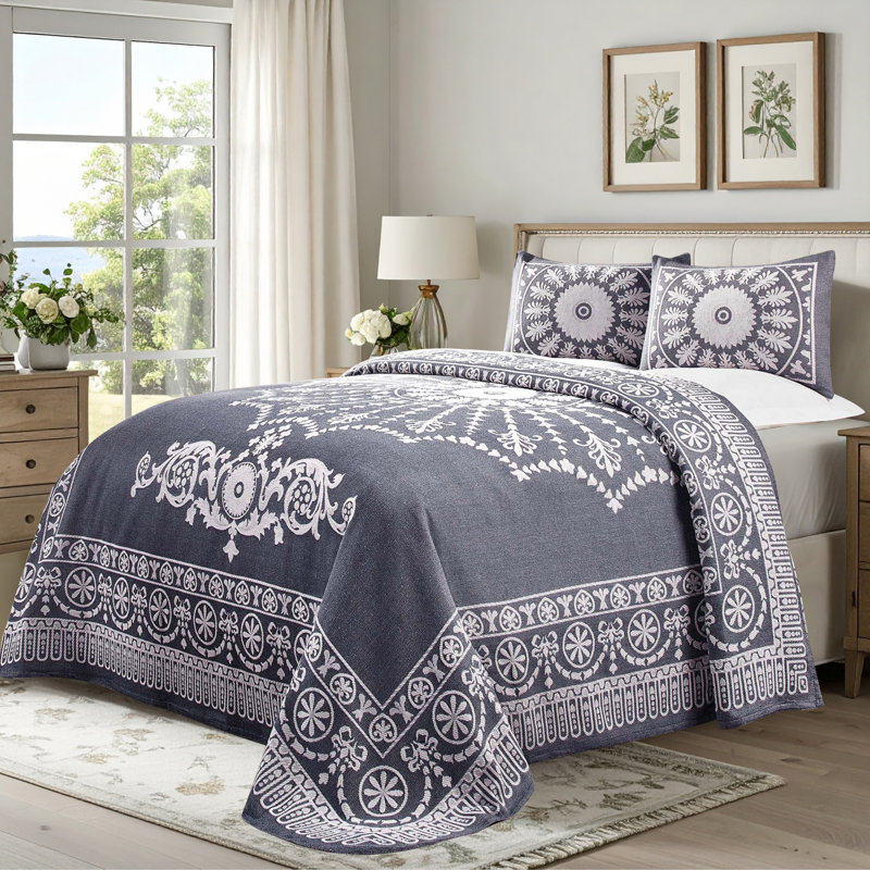 Alistair Lightweight Cotton Blend Jacquard Traditional Medallion Bedspread Set, Denim Blue