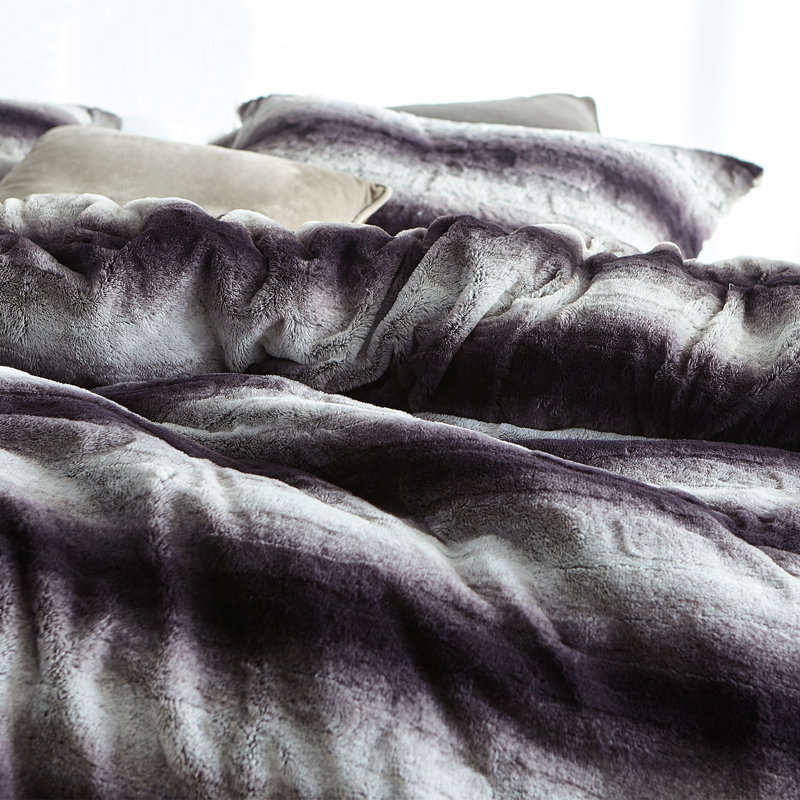 Baffle Box Stitch Striped Comforter, Queen Comforter + 2 Shams 