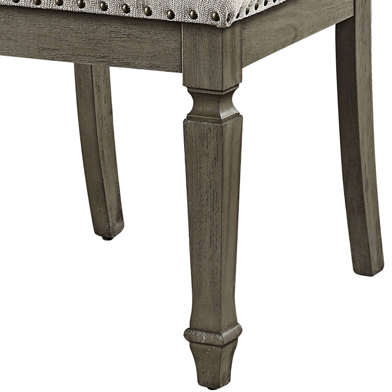 De 2 chaises en lin beige - Motif rustique en chêne patiné
