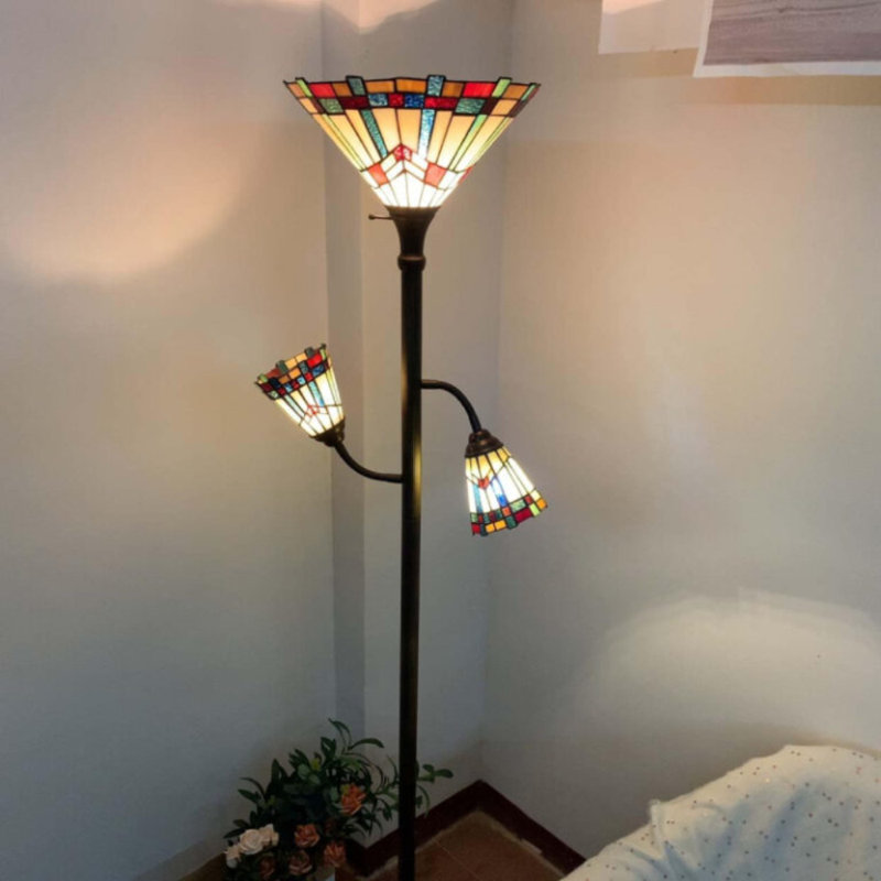 Lampe de table en verre teint Tiffany