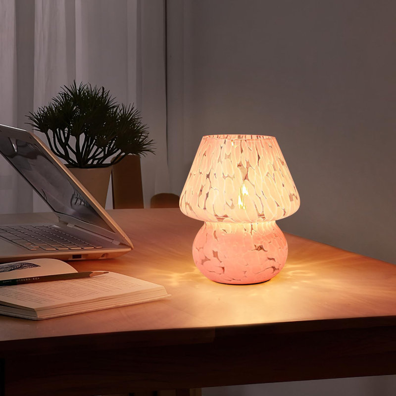 Lampe de bureau translucide en verre rose