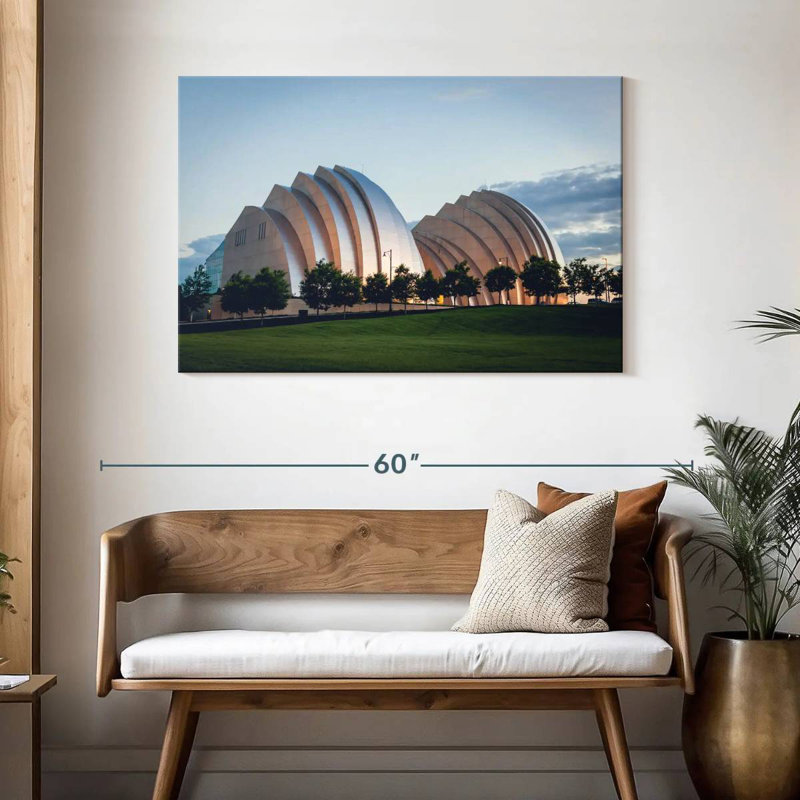 Nicci Performing Arts Center, Kansas, H 30 po x l 45 po