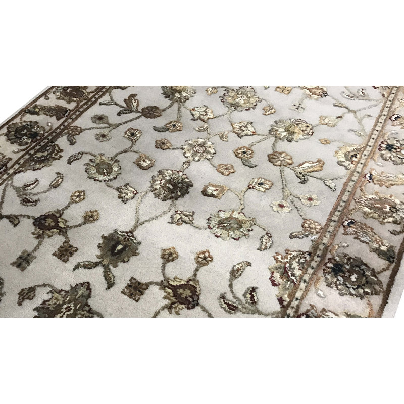Hand-Knotted High-Quality Ivory and Cream Runner