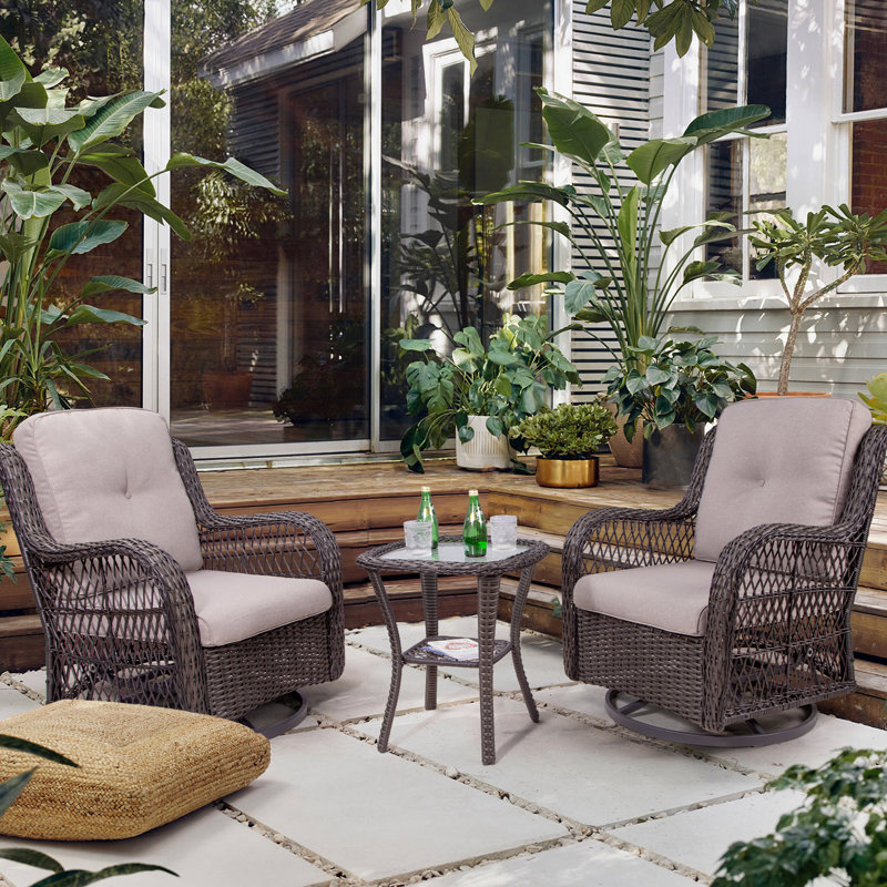 Chaise berçante pivotante avec coussins Shawen, Beige