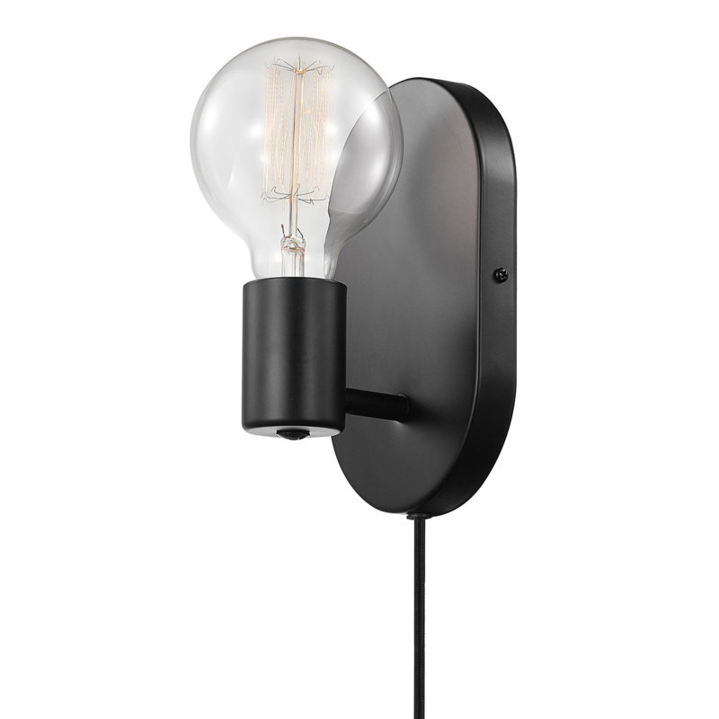 Hannelore Armed Sconce