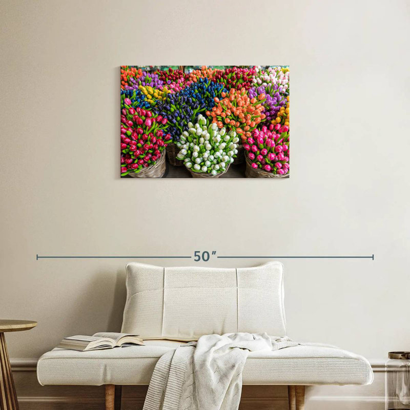 Harnek Tulip Baskets, 20" H x 30" W