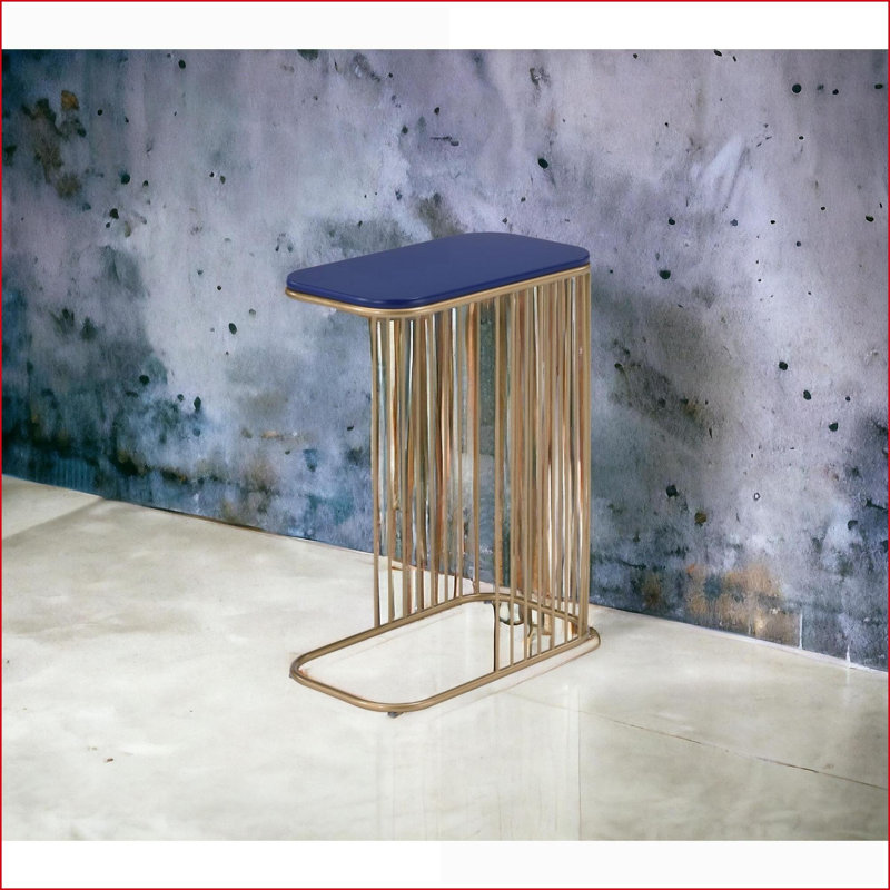 Table basse moderne et bleue Aviena, plateau en bois composite robuste, aucun assemblage requis