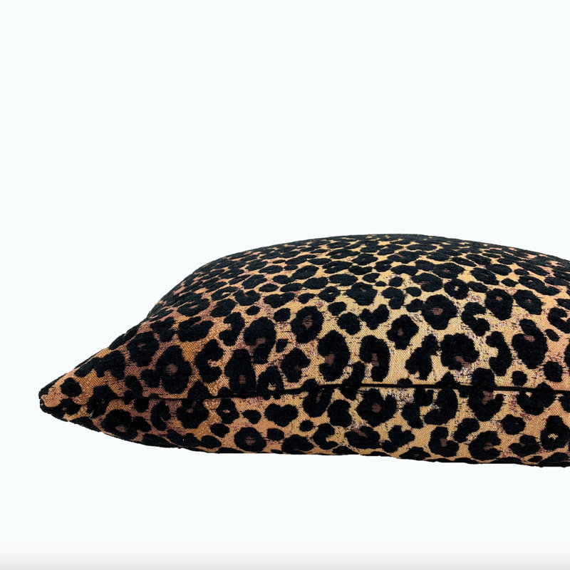 Housse de coussin en velours Leopard, Noir / léopard brun, H 22 po x l 22 po