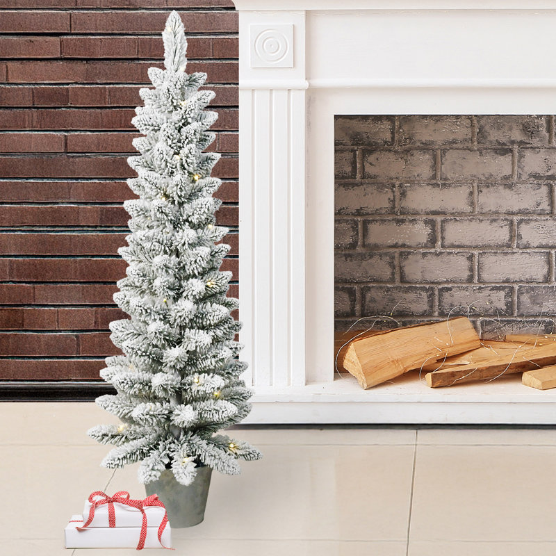 Arbre en pot mince en PVC 4 pi avec 92 pointes et 30 lumières DEL blanc chaud, 4