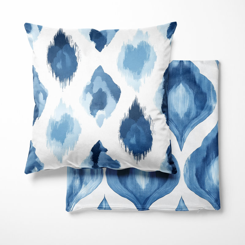 Coussin décoratif moderne à imprimé ikat bleu et blanc, H 16 po x l 16 po