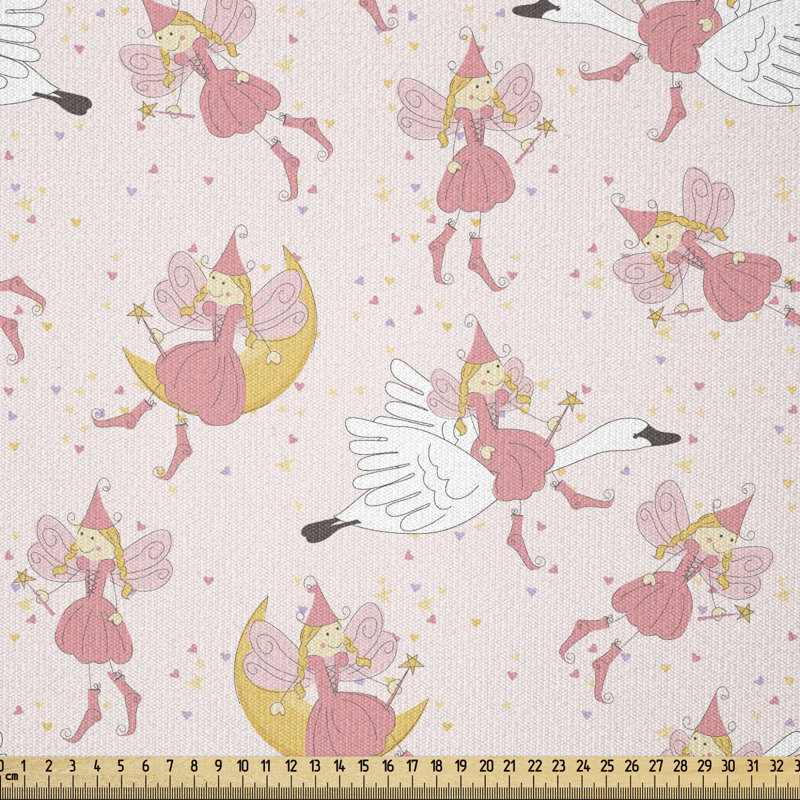 Caricature de tissu près de la cour, motif avec des fées qui volent sur un bâton de cygne, l 36 po x L 180 po